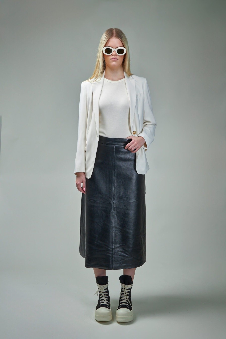 DAY Birger et Mikkelsen Gardenia Leather Skirt Clearance