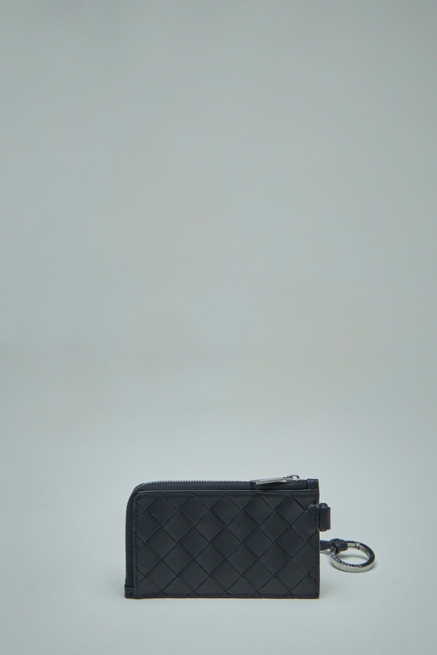 Bottega Veneta Intrecciato L-Zippered Card Holder On Strap Hot