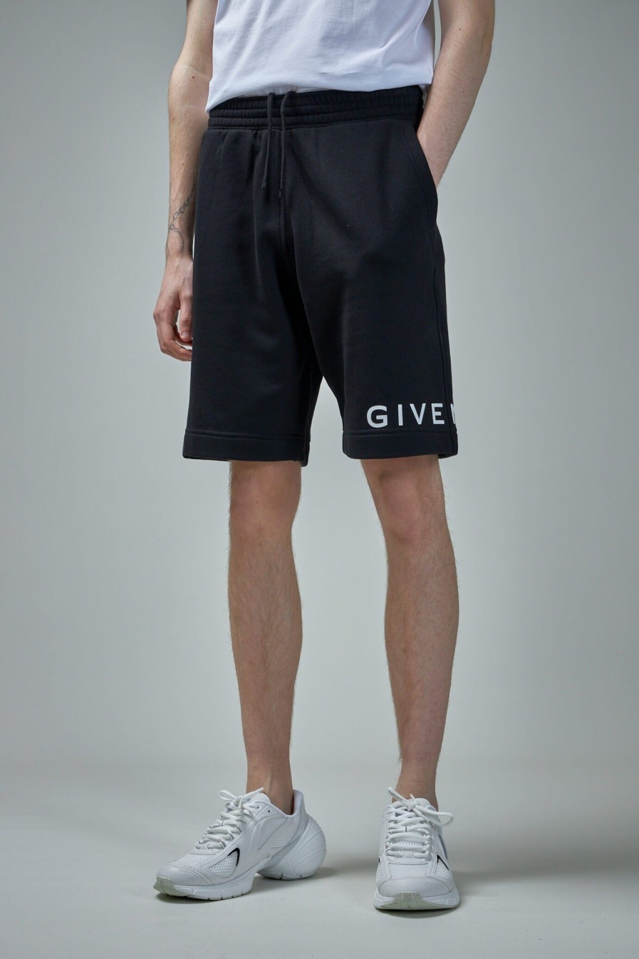 Givenchy Archetype Shorts Online