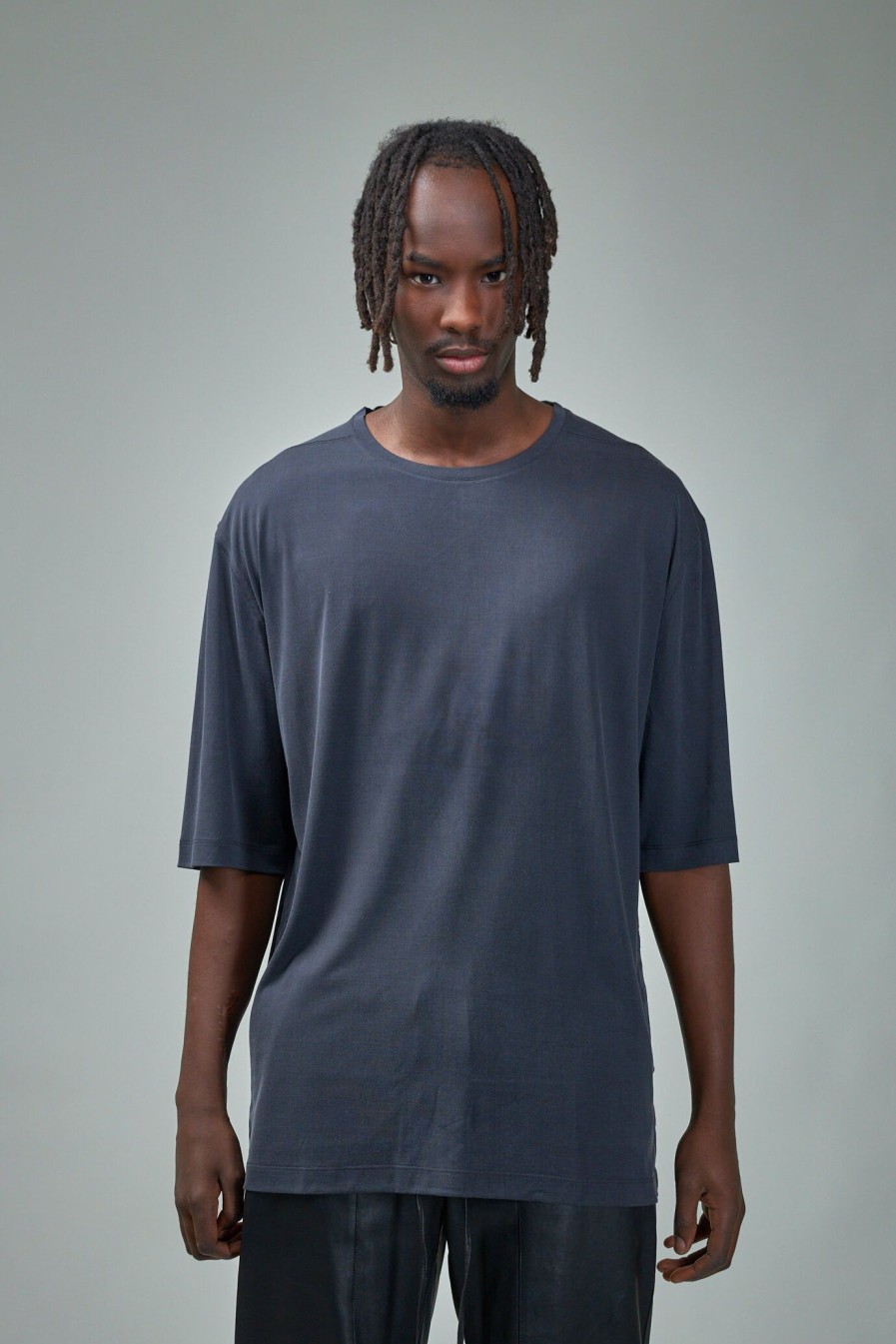 FREI-MUT Silk Round Neck T-Shirt Best