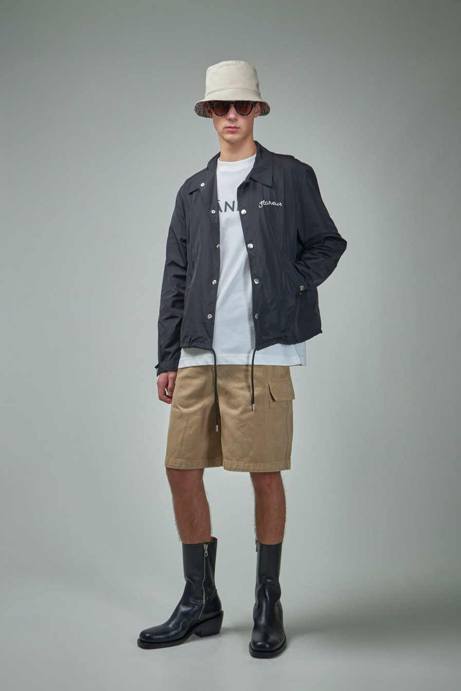 FLÂNEUR Cargo Shorts Wholesale