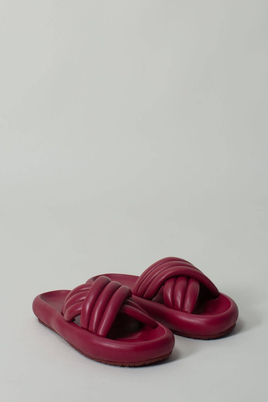 Isabel Marant Leather Puffy Sandals Online