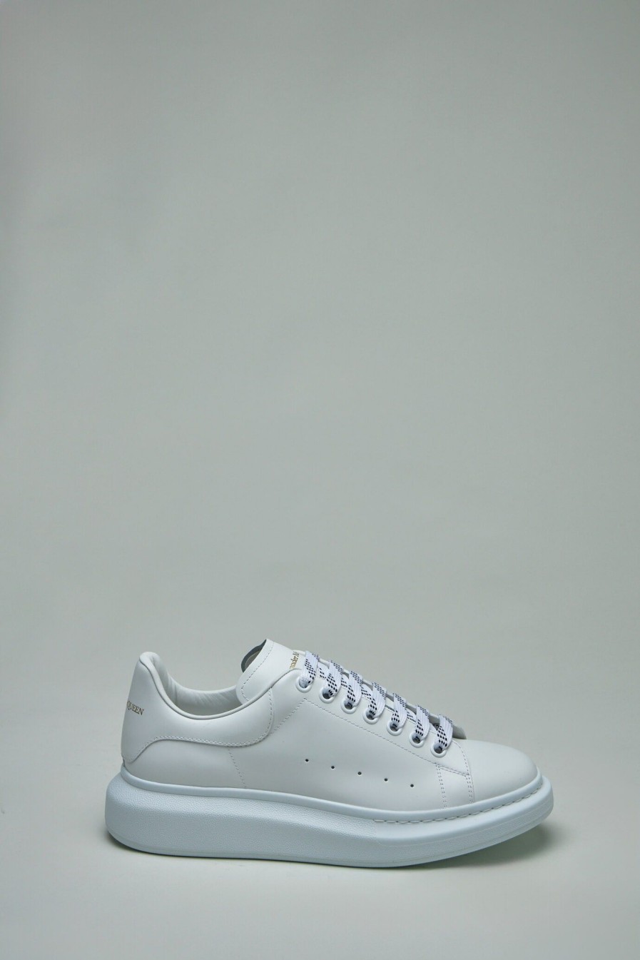 Alexander McQueen Larry Sneaker Best