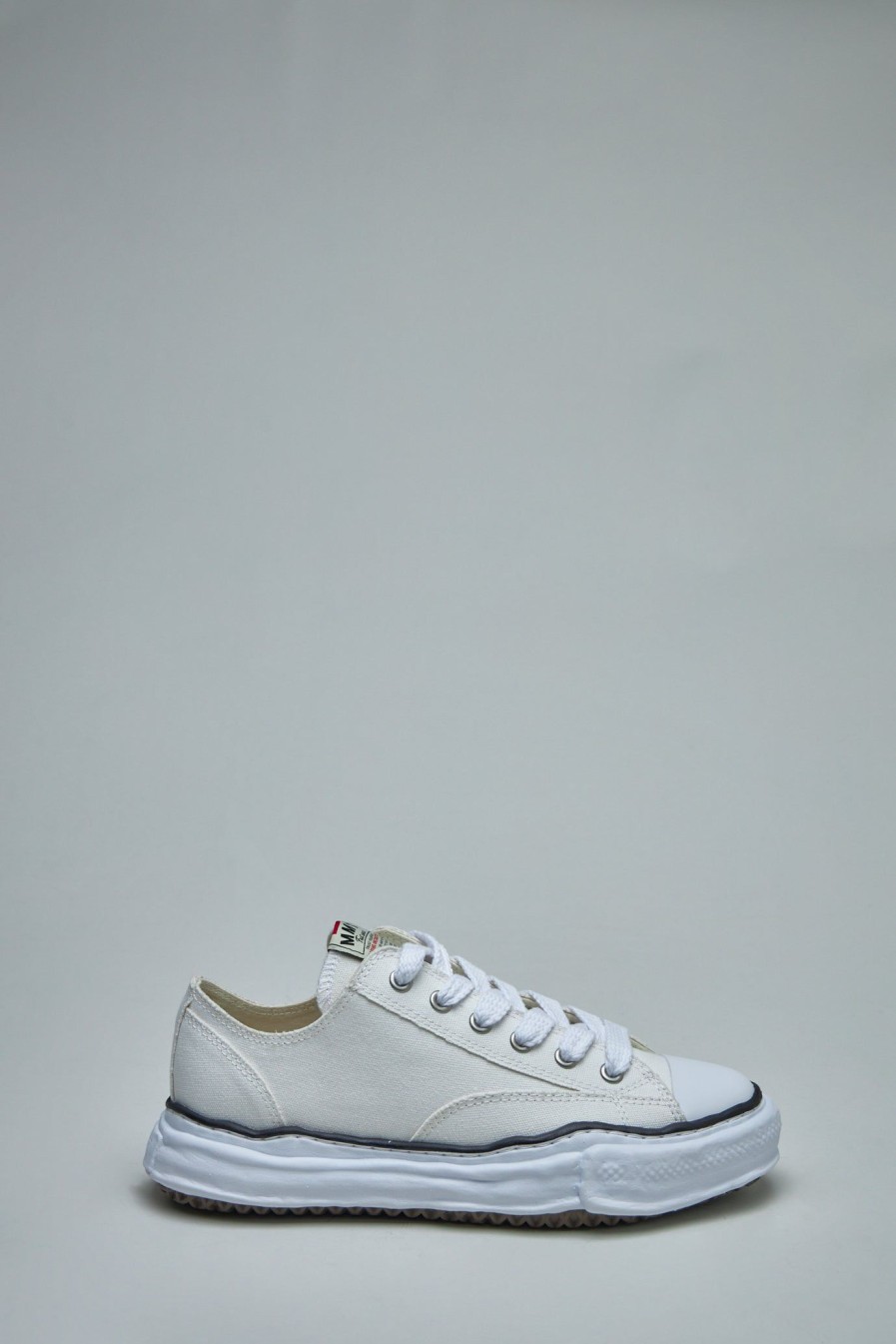 Maison Mihara Yasuhiro Peterson Low New