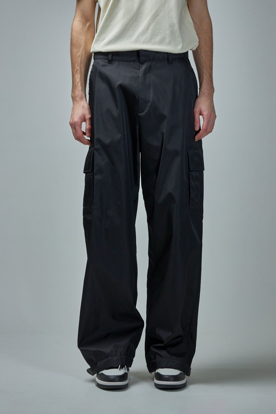 Off-White Ow Emb Nyl Cargo Pant Wholesale